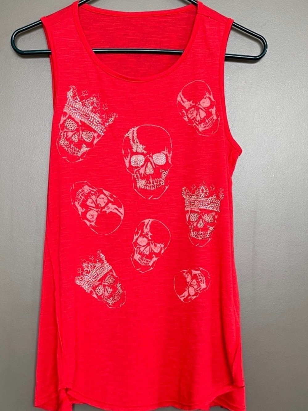 Vocal Apparel Embellished Skull Tank Top